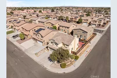 13772 Helena, Victorville, CA 92392 - Photo 31