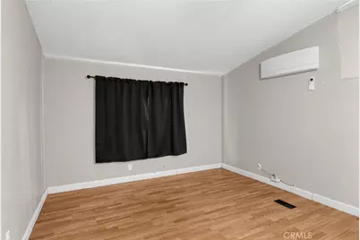 19009 Joshua, Adelanto, CA 92301 - Photo 9
