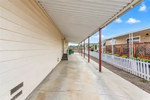38111 Via La Colina, Murrieta, CA 92563 - Photo 29