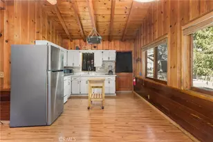 459 Delle, Crestline, CA 92325 - Photo 7