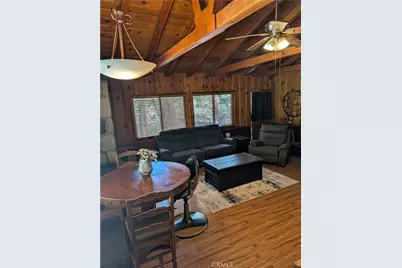 459 Delle, Crestline, CA 92325 - Photo 5