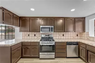14690 Burgundy, Helendale, CA 92342 - Photo 11