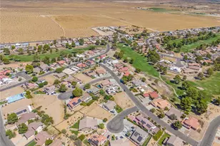 14690 Burgundy, Helendale, CA 92342 - Photo 43