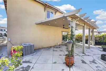7014 Alderwood, Fontana, CA 92336 - Photo 23