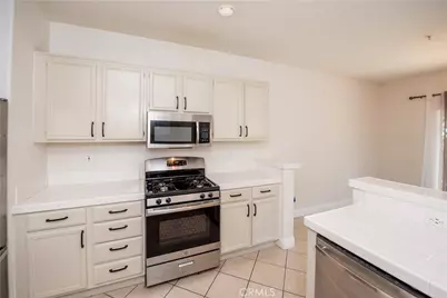 39951 Millbrook Way, Murrieta, CA 92563 - Photo 7