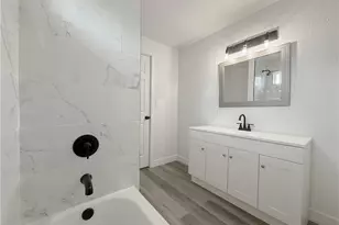 718 E 103rd Pl, Los Angeles, CA 90002 - Photo 23
