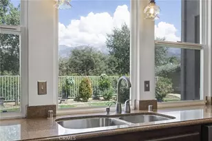 36358 Canyon Terrace, Yucaipa, CA 92399 - Photo 17