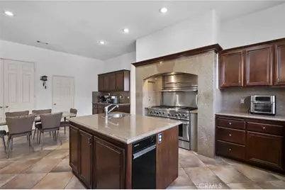 36358 Canyon Terrace, Yucaipa, CA 92399 - Photo 15