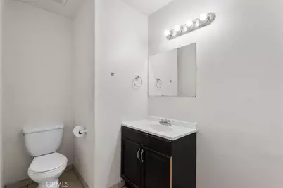 16070 Andover, Victorville, CA 92394 - Photo 21