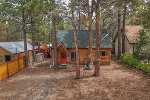 313 Leonard, Sugarloaf, CA 92386 - Photo 3