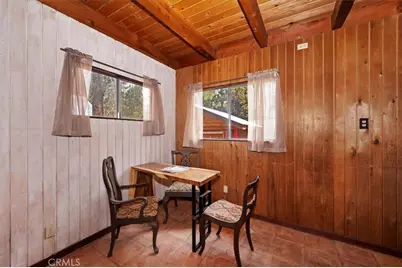 313 Leonard, Sugarloaf, CA 92386 - Photo 11