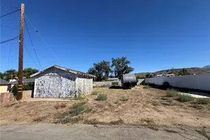 12597 13th St, Yucaipa, CA 92399 - Photo 19