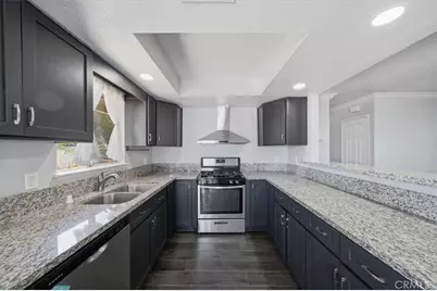 16523 Mackennas Gold Avenue, Lake Los Angeles, CA 93591 - Photo 5