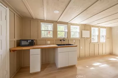 512 W Rainbow, Big Bear City, CA 92314 - Photo 17