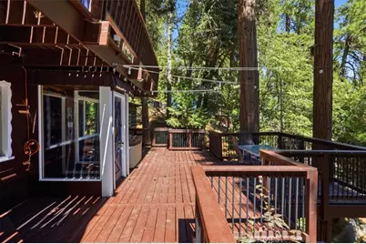 1044 Lausanne, Crestline, CA 92325 - Photo 15
