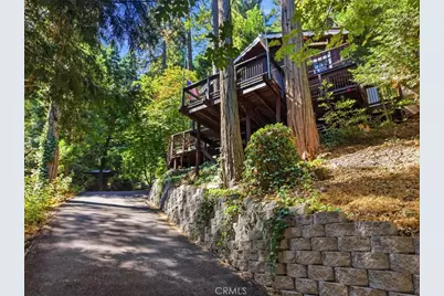 1044 Lausanne, Crestline, CA 92325 - Photo 13