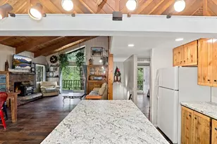 1044 Lausanne, Crestline, CA 92325 - Photo 25