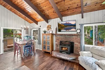 1044 Lausanne, Crestline, CA 92325 - Photo 37