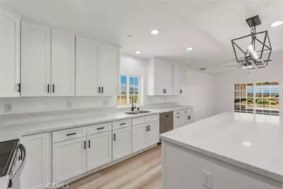 16925 Nanticoke Rd, Apple Valley, CA 92307 - Photo 13