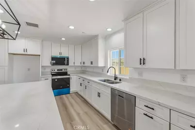16925 Nanticoke Rd, Apple Valley, CA 92307 - Photo 11