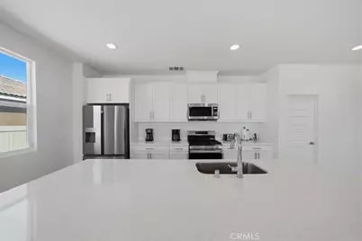 8660 Chester Avenue, Hesperia, CA 92344 - Photo 5