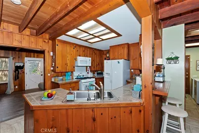 1069 Nesthorn Drive, Crestline, CA 92325 - Photo 9