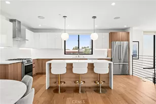 971 N Starlight Ct, Los Angeles, CA 90029 - Photo 9