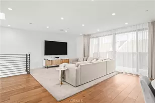 971 N Starlight Ct, Los Angeles, CA 90029 - Photo 37