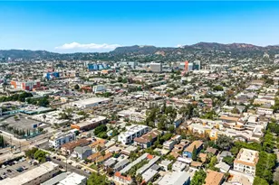 971 N Starlight Ct, Los Angeles, CA 90029 - Photo 41