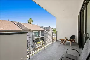 971 N Starlight Ct, Los Angeles, CA 90029 - Photo 39