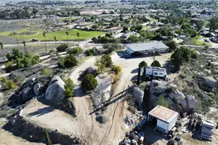 1020 Clayton, Perris, CA 92570 - Photo 23