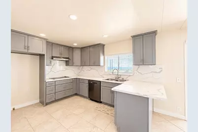 1020 Clayton, Perris, CA 92570 - Photo 9