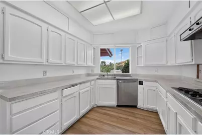 2801 E Mission Road, Fallbrook, CA 92028 - Photo 9