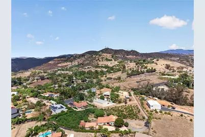 2801 E Mission Road, Fallbrook, CA 92028 - Photo 57