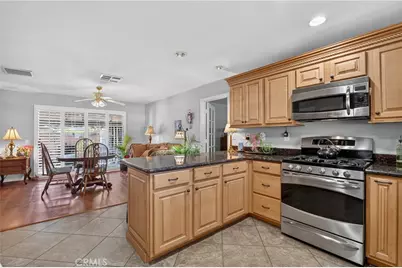 402 S San Mateo Street, Redlands, CA 92373 - Photo 7