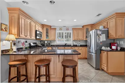 402 S San Mateo Street, Redlands, CA 92373 - Photo 9