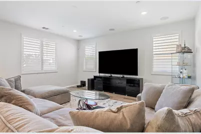 6767 Rowen Way, Riverside, CA 92504 - Photo 11