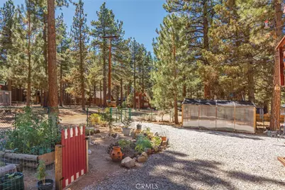 1971 Fern, Big Bear City, CA 92314 - Photo 41