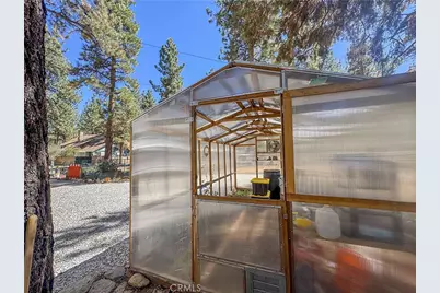 1971 Fern, Big Bear City, CA 92314 - Photo 43