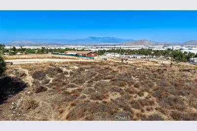 22427 Akers Lane, Perris, CA 92570 - Photo 15
