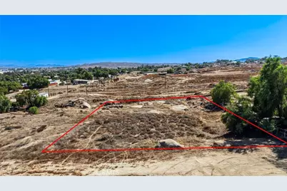 22427 Akers Lane, Perris, CA 92570 - Photo 9