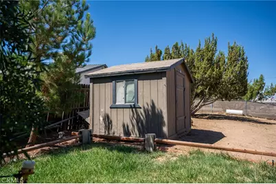 7141 Redwood Street, Hesperia, CA 92345 - Photo 21