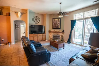 7141 Redwood Street, Hesperia, CA 92345 - Photo 7