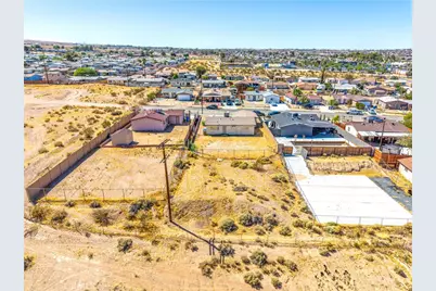 641 Chateau, Barstow, CA 92311 - Photo 29