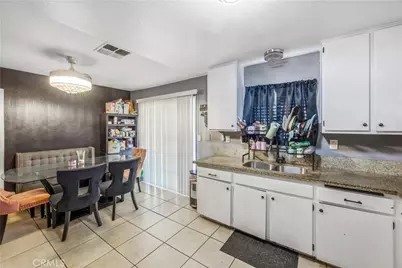 16337 Llanada, Victorville, CA 92394 - Photo 13