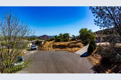 28193 Dakota Drive, Menifee, CA 92587 - Photo 17