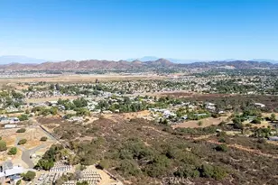 18921 Grand, Lake Elsinore, CA 92530 - Photo 9