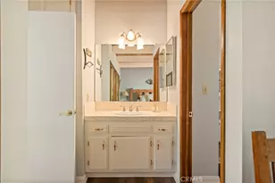 28165 Grenoble, Lake Arrowhead, CA 92352 - Photo 13