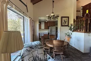327 E Zermatt Dr, Crestline, CA 92325 - Photo 19