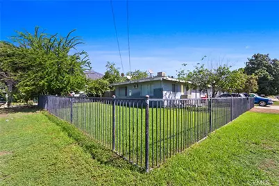 202 E 43rd, San Bernardino, CA 92404 - Photo 5